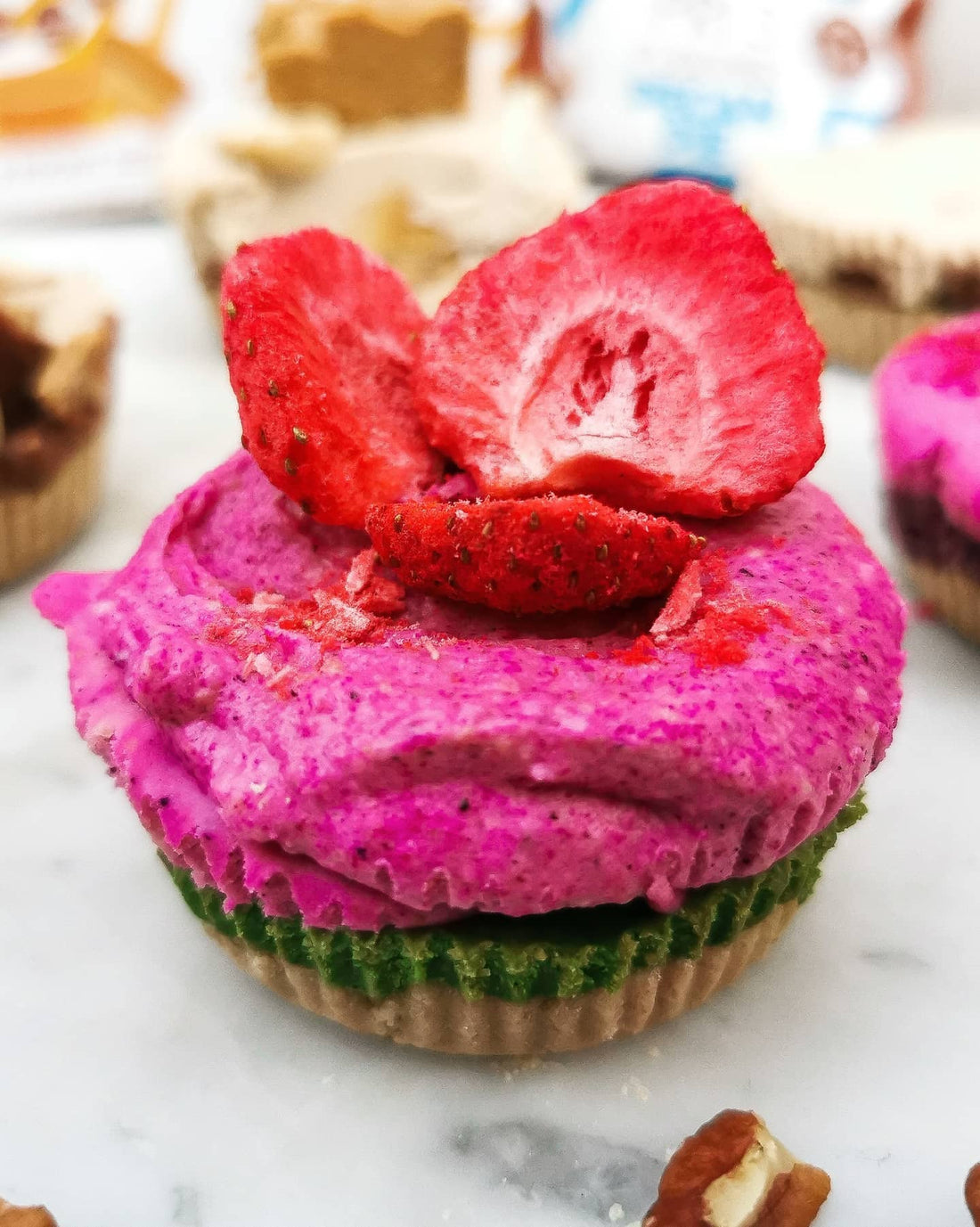 RAINBOW CHEESECAKES - PINK & GOJI BERRY