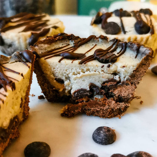 COOKIES 'N CREAM CHEESECAKE CUPS