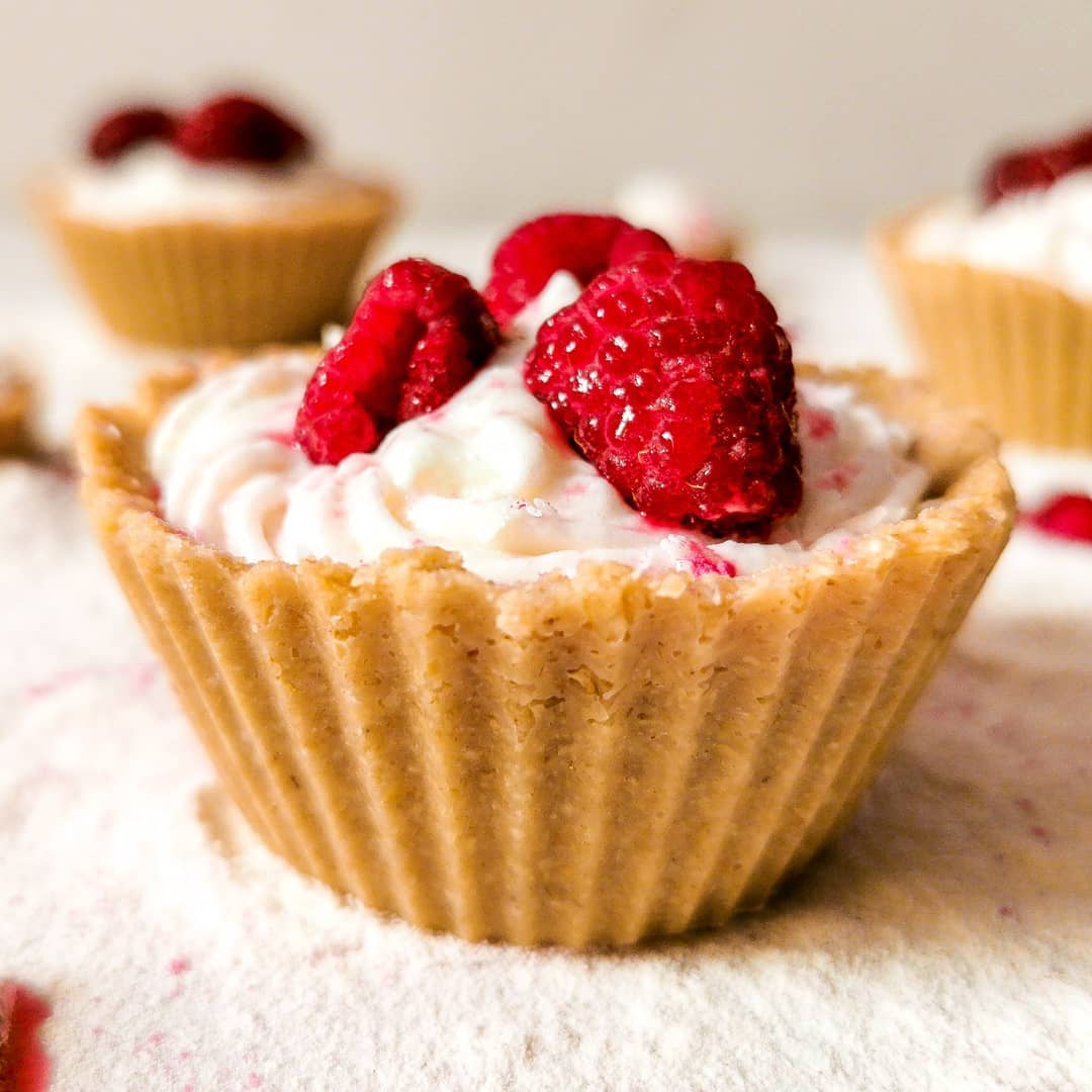 BERRIES & CREAM TARTS🥞